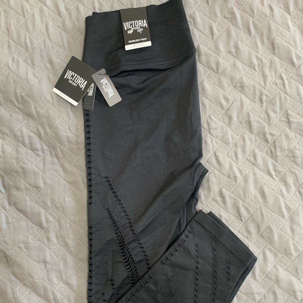 Victoria’s Secret Seamless leggings
